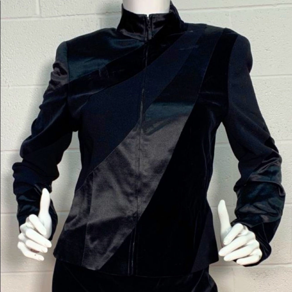 Escada Long Sleeve modern set